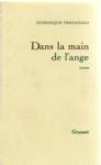 Dans la main de l'ange