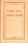 Pieds nus dans l'aube